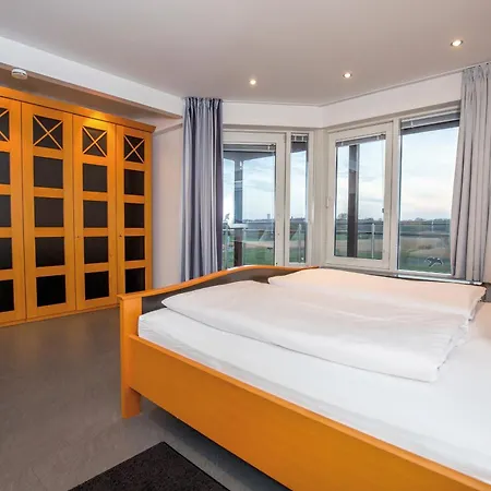 Ancora Marina Haus 2 Penthouse Apartment